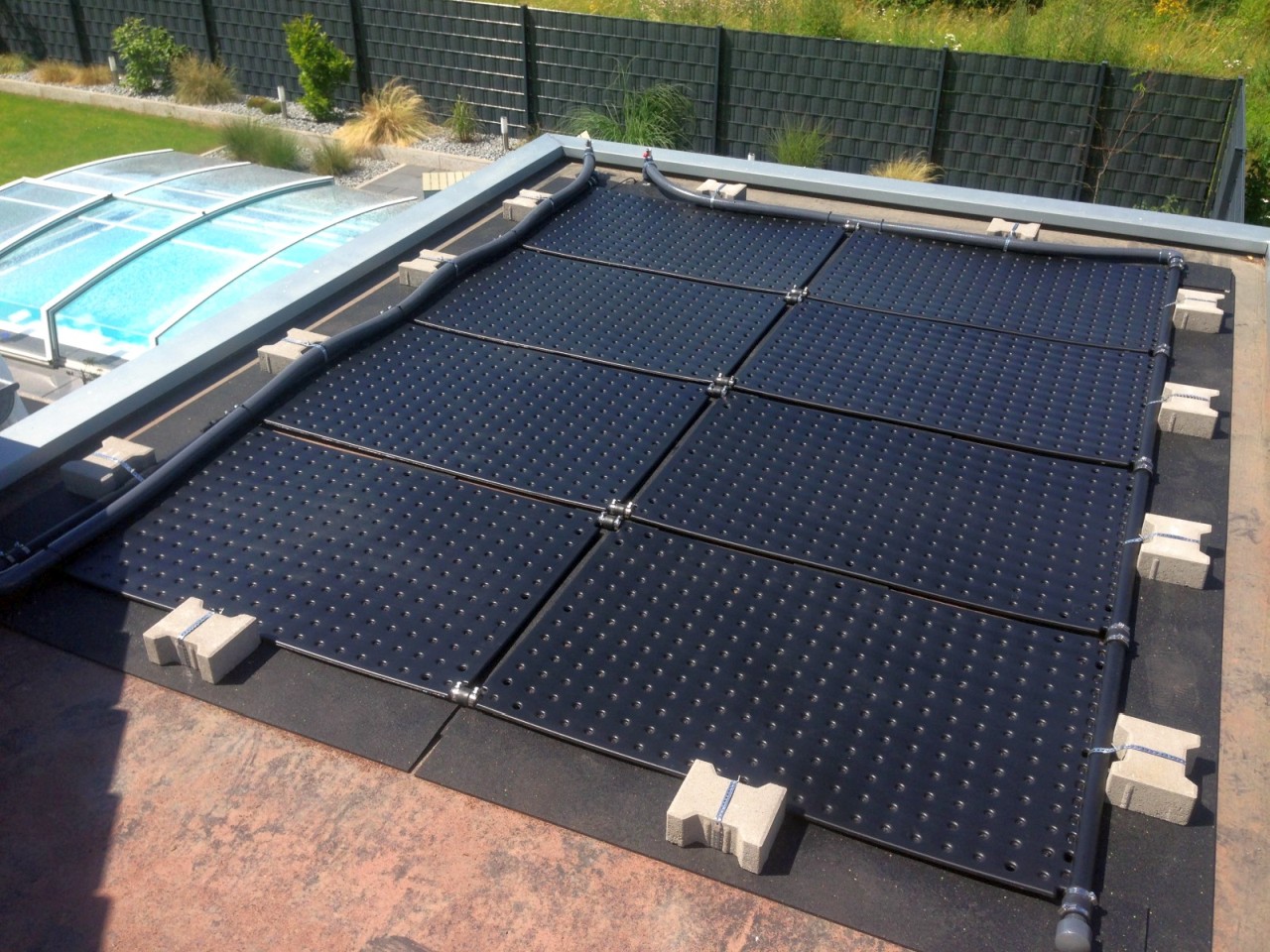 OKU Solaranlage montiert - 8x Solarabsorber mit automatischer Regelung